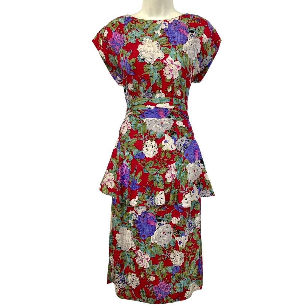 GORGEOUS Vintage Floral Maggy London Dress - 100% Silk 😍